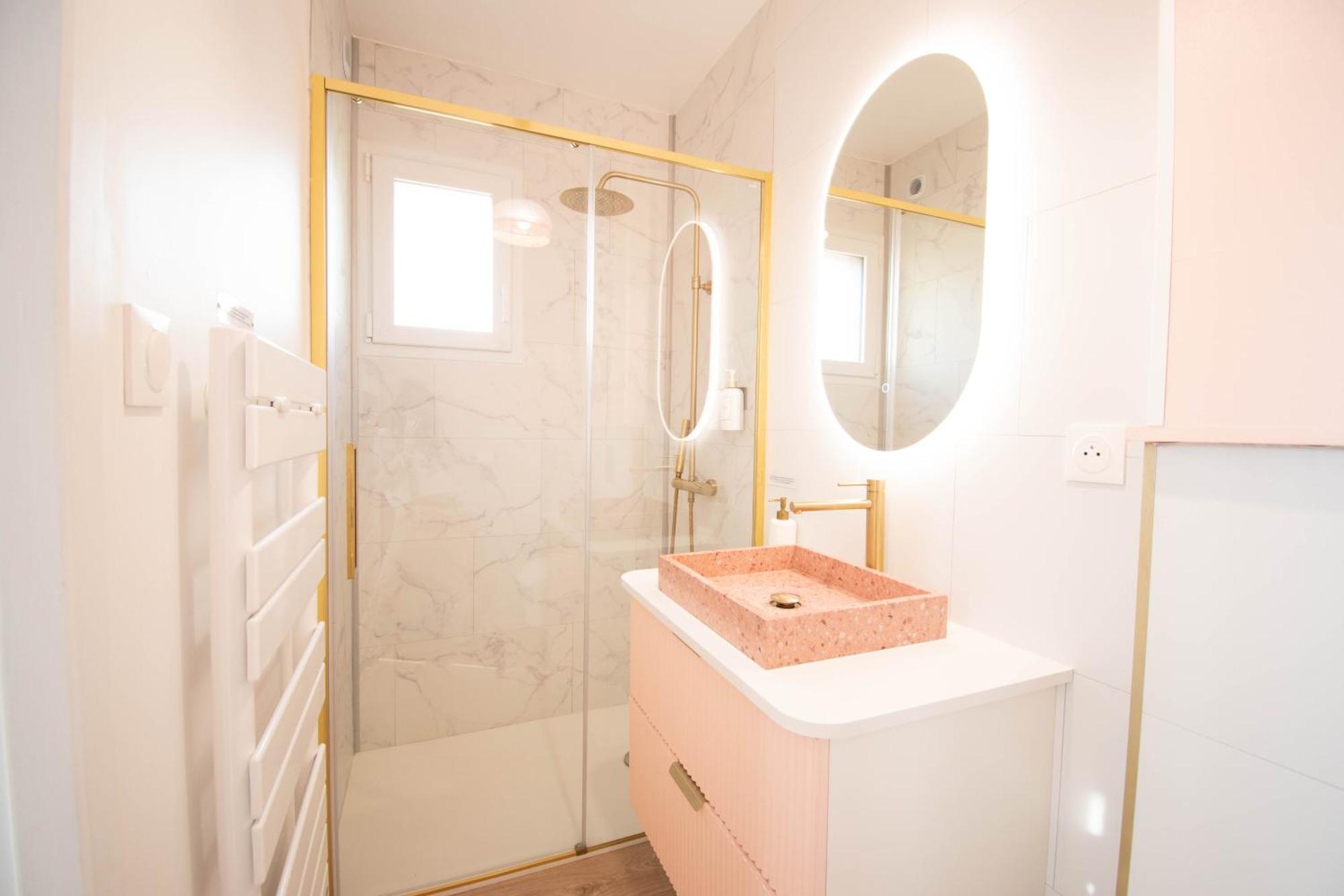Studio Les 2 Fees - Jacuzzi - Deco Feerique Montfort-sur-Meu Экстерьер фото